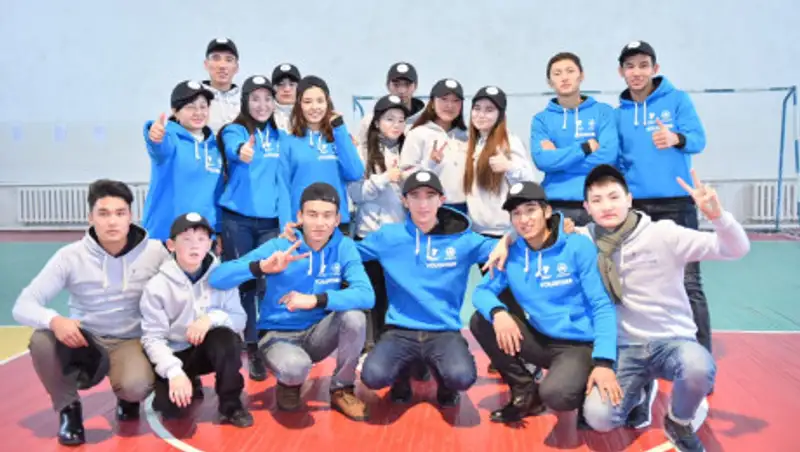 В Туркестане был организован учебный лагерь "Молодежь - волонтерство - управление"