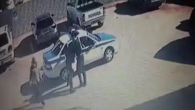 Скриншот с видео, фото - Новости Zakon.kz от 14.03.2018 22:22