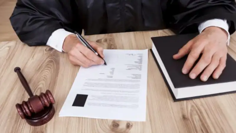 Почему чиновникам легче "прикрыться" судебным решением