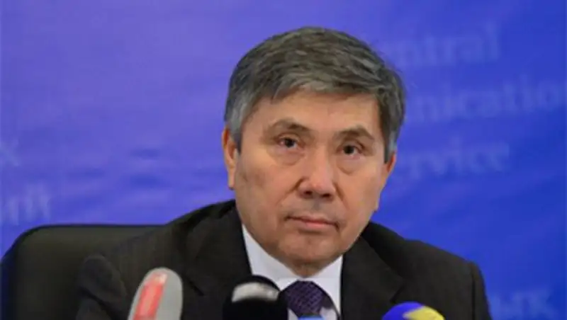 Казахстанские топливные компании просят поднять цены на топливо - У.Карабалин