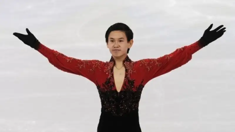 Денис Тен готовит новую программу