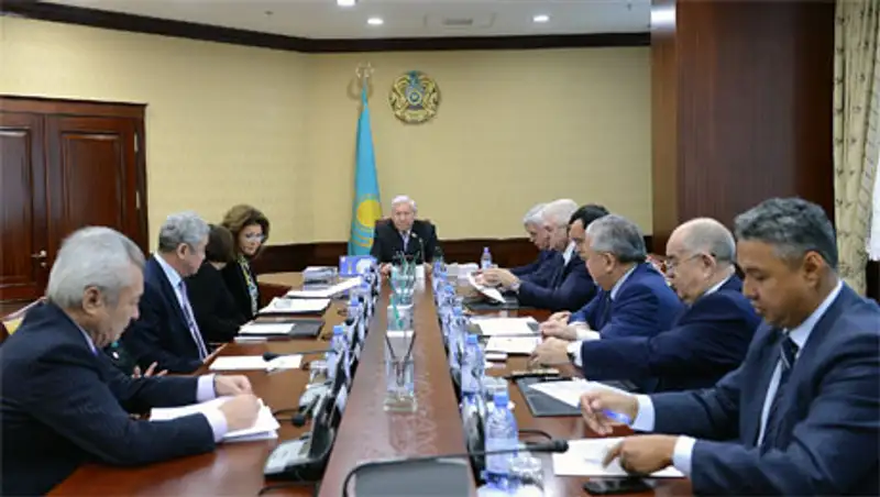 В Мажилисе РК определили вопросы предстоящего пленарного заседания