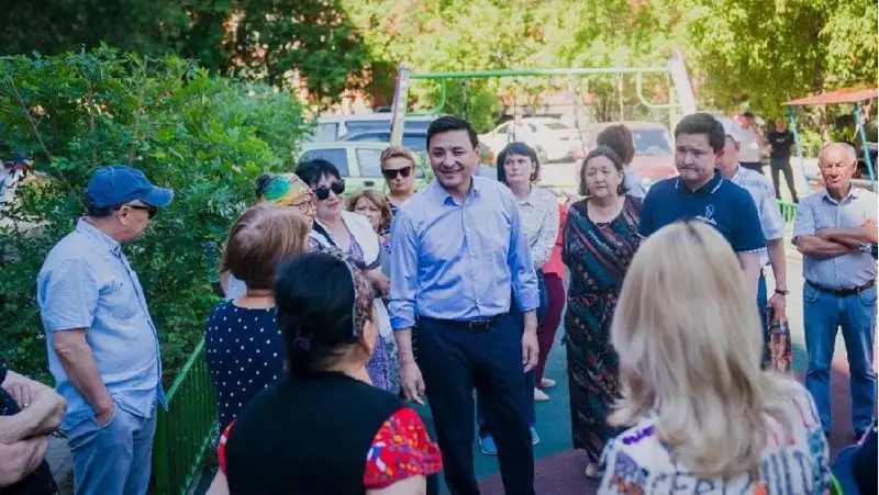 Масштабные работы по благоустройству дворов ведутся в Нур-Султане