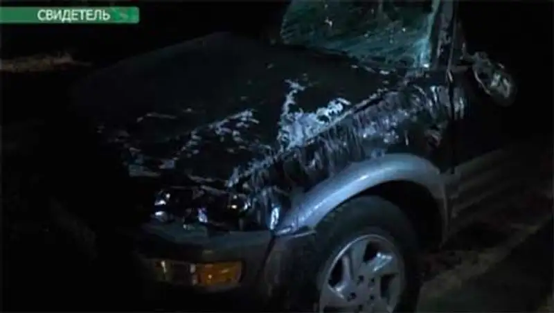 Водитель в Алматы погиб из-за наезда на бордюр