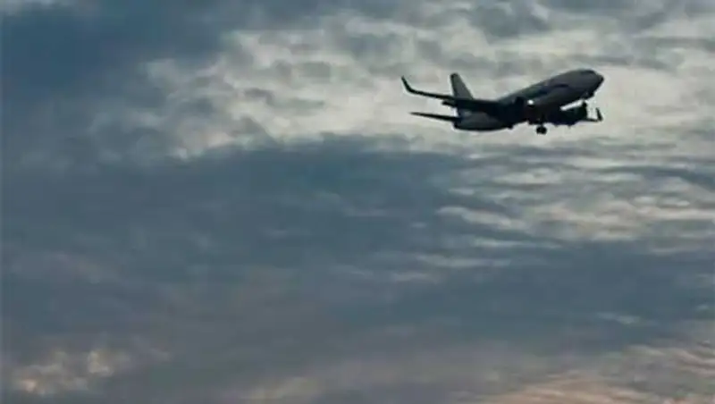 Боинг-737 авиакомпании «Скат» совершил аварийную посадку в аэропорту Астаны