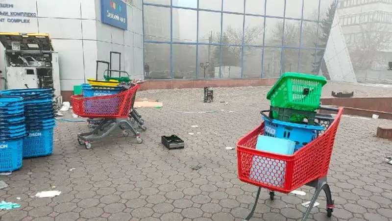 Январские события: в Алматы осудили мародеров