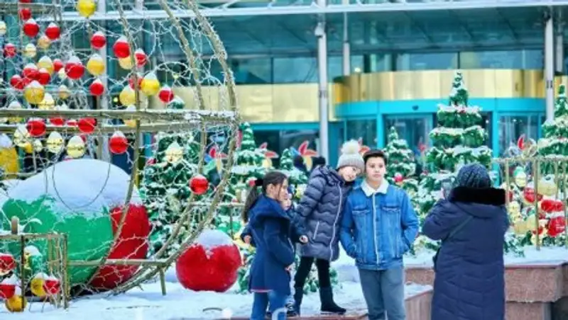 Алматы украсят к Новому году