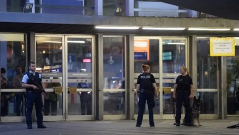 Полиция Мюнхена рассказала о нескольких стрелявших в ТЦ