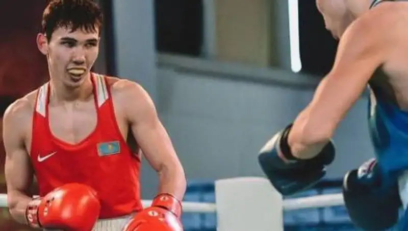 Сборная Казахстана начала с победы мировое первенство по боксу