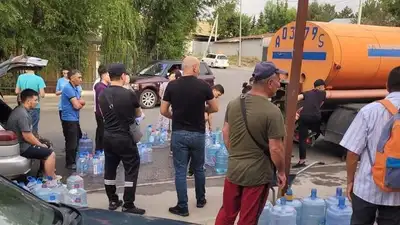 В алматинском микрорайоне Карагайлы две недели нет воды, фото - Новости Zakon.kz от 15.06.2023 09:30