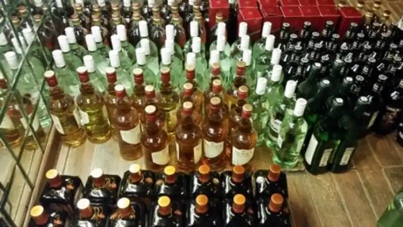 Более 200 тысяч бутылок спиртного с поддельными марками изъяли в Кокшетау