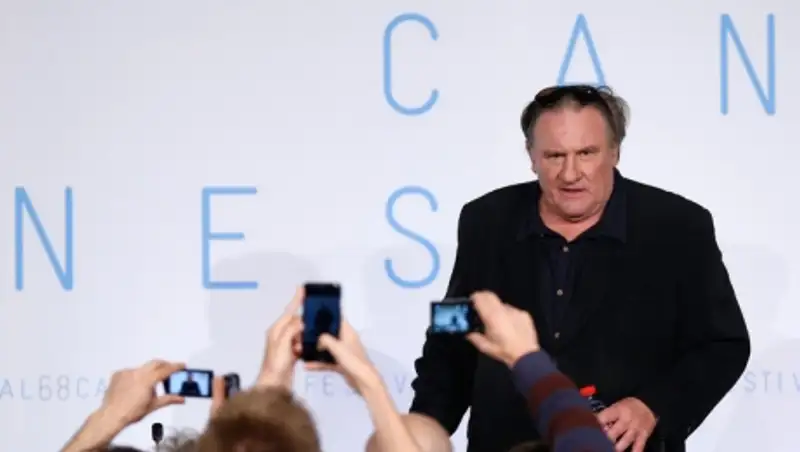 Депардье распродает имущество во Франции и становится частью Белоруссии