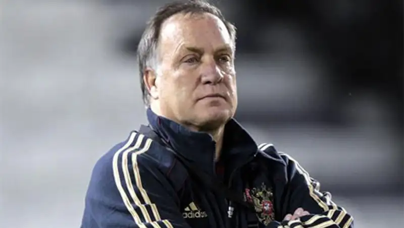 Дик Адвокат возглавил голландский клуб