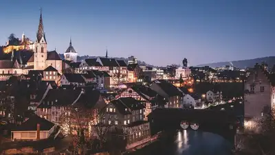 город вечером швейцария, фото - Новости Zakon.kz от 01.01.2022 14:27