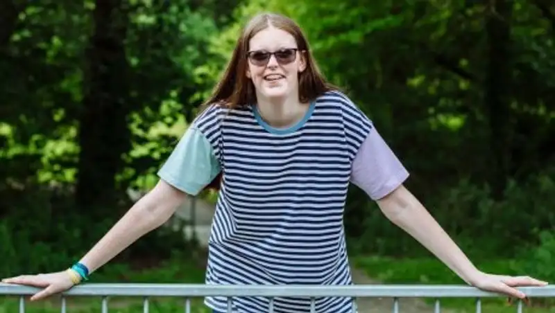 12-летняя девочка из Англии переросла рекорд Гиннесса