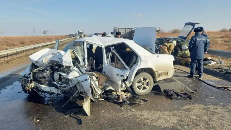 В Кызылординской области на трассе погибли четыре человека