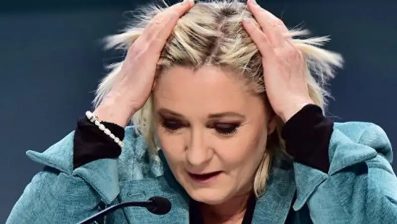 WikiLeaks заявил о 1,1 тысячи документов, связанных с кандидатом в президенты Франции