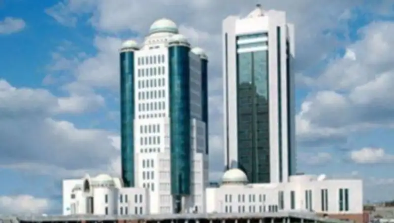 Парламент Казахстана принял поправки по вопросам водоснабжения и водоотведения