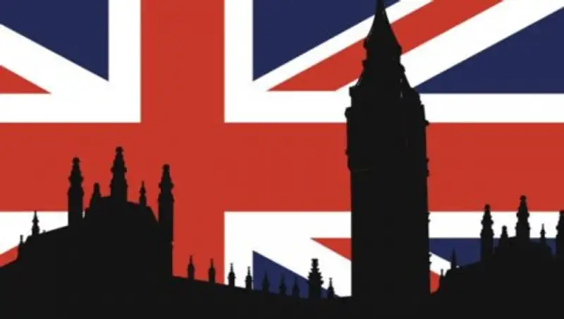 Британские парламентарии назовут двух финалистов на выборах премьера