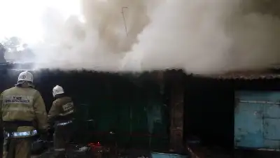 Пресс-служба ДЧС города Алматы, фото - Новости Zakon.kz от 21.07.2019 18:52