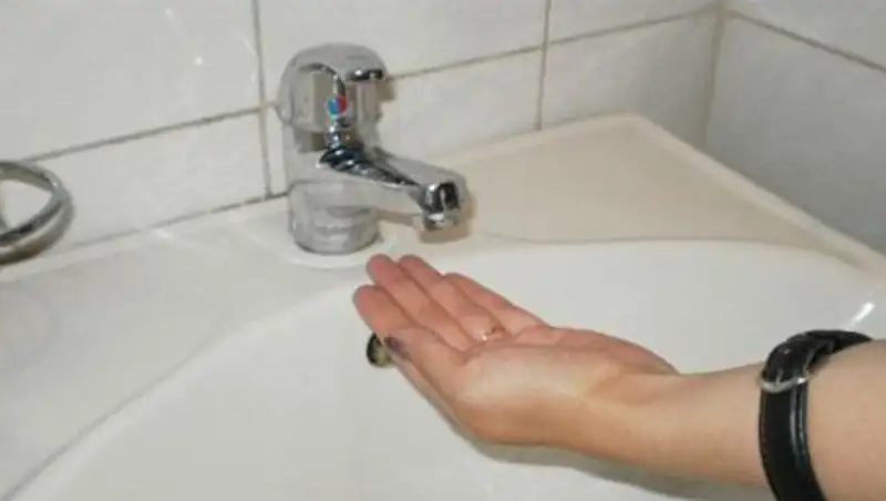 В нескольких районах Алматы отключили холодную воду