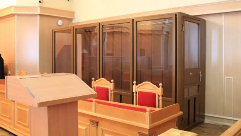 Экс-начальник управления ФСИН застрелился в суде после приговора