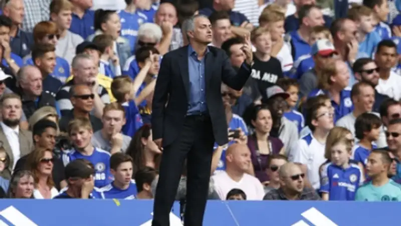 СМИ сообщили о желании «ПСЖ» предложить контракт Моуринью