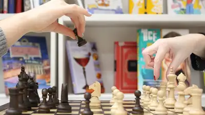 Казахстанская федерация шахмат сделала заявление по скандальной ситуации на турнире в Дели, фото - Новости Zakon.kz от 26.03.2023 19:24