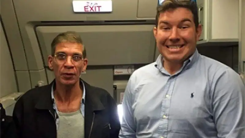 Британец объяснил селфи с угонщиком самолета EgyptAir