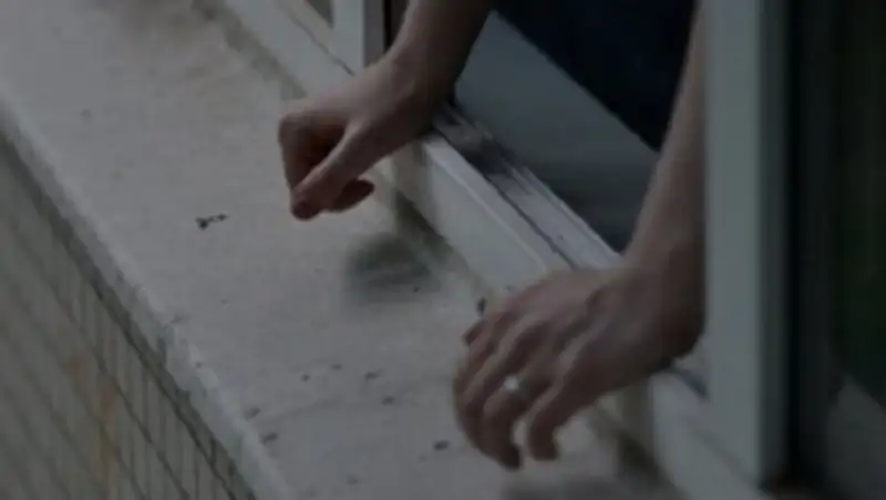 42-летний мужчина выбросился из окна 13 этажа в Актобе