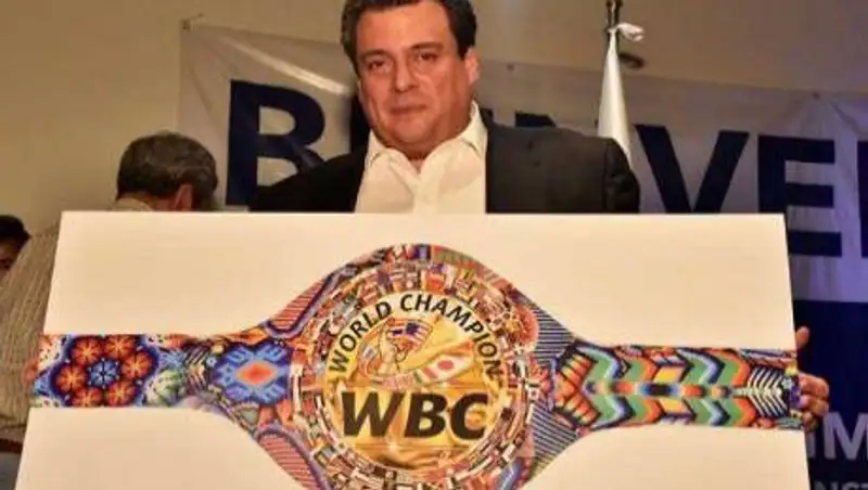 WBC выбрал дизайн специального пояса для боя Головкина и "Канело"