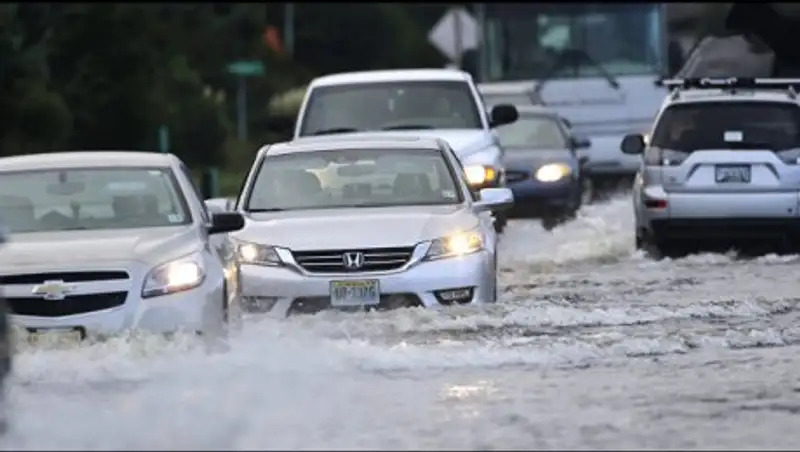Жителей Флориды призвали не тянуть с эвакуацией перед приближением урагана