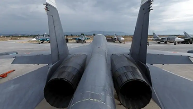 Российские ВКС уничтожили более 100 боевиков в районе Пальмиры