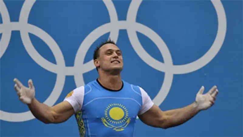 Никакого раскола среди тренеров по тяжелой атлетике Ни и Ильиным нет, фото - Новости Zakon.kz от 28.10.2013 21:29