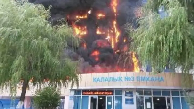 Число пострадавших от пожара в девятиэтажке Тараза увеличилось до 8 человек