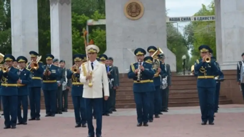 В Петропавловске в смотре-конкурсе «Әскери керней» победили участники из Караганды 