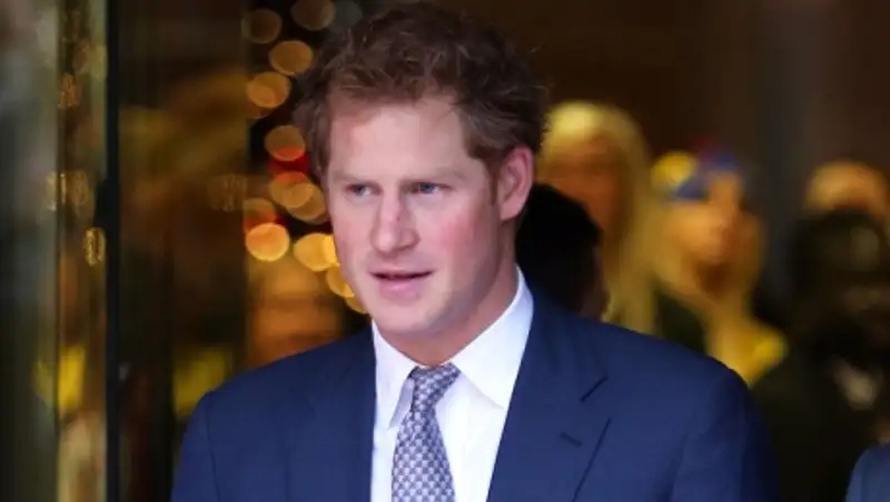 Принц Гарри поработал брокером, чтобы избавиться от нищеты