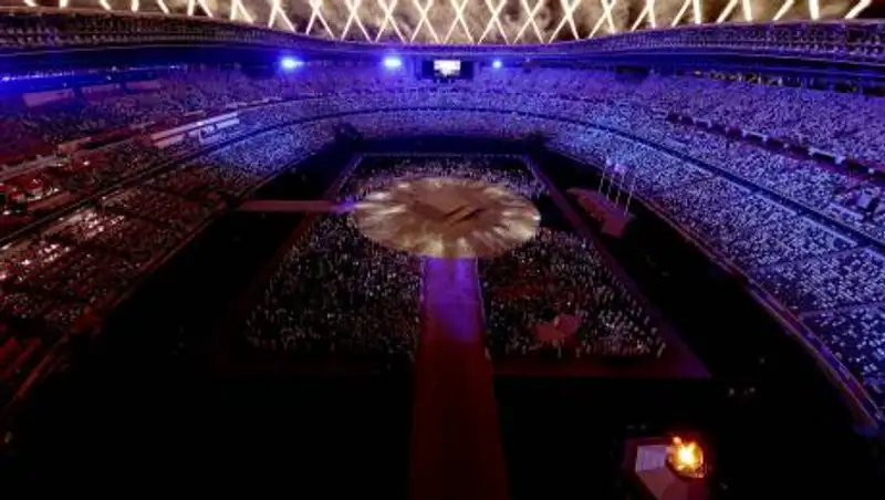 В Токио проходит церемония закрытия Олимпийских игр