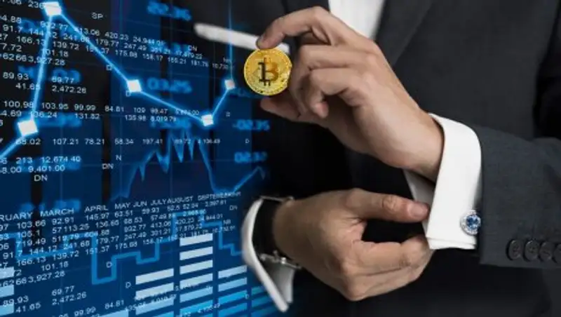 Bitcoin опустился до нового годового минимума