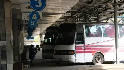 межобластные автобусы, фото - Новости Zakon.kz от 12.01.2022 17:15