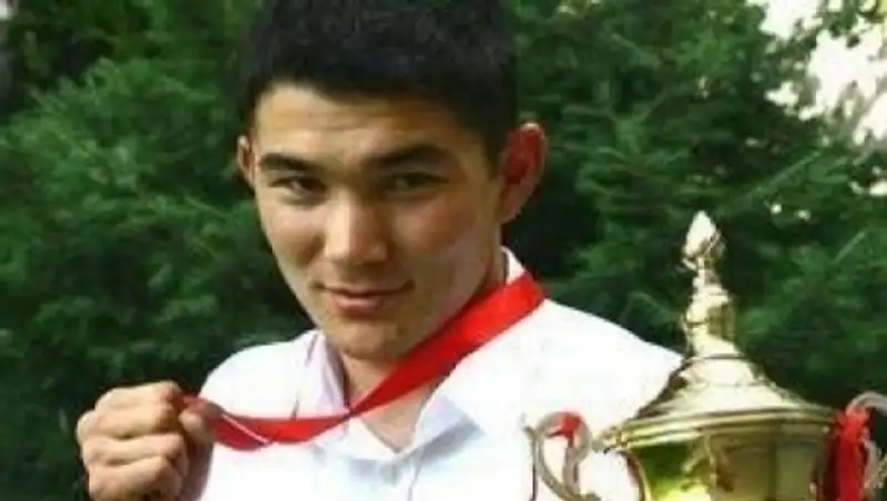 Айдар Шарибаев удачно стартовал на международном турнире в Кыргызстане 