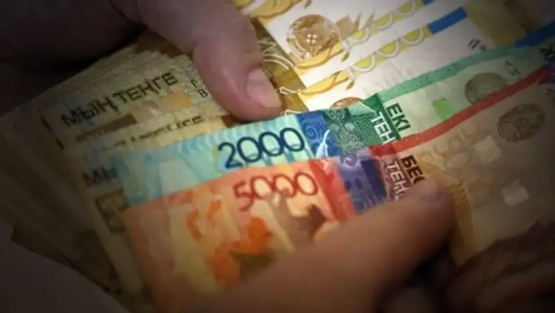 Полковник: МВД и КНБ вымогают друг у друга взятки – это дно, ниже некуда