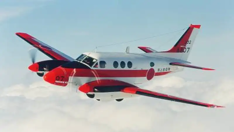 Самолет упал на жилые дома в китайской провинции Цзянси