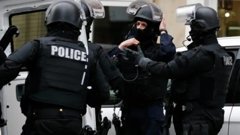 Французская контрразведка предупредила о готовящихся атаках ИГ во Франции