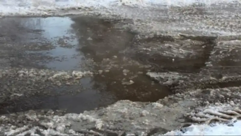 В Петропавловске пострадавшим в результате аварии на водоводе возместят ущерб