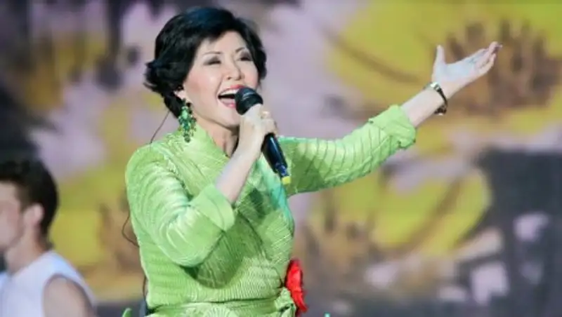 Роза Рымбаева примет участие в Днях ВКО в Астане