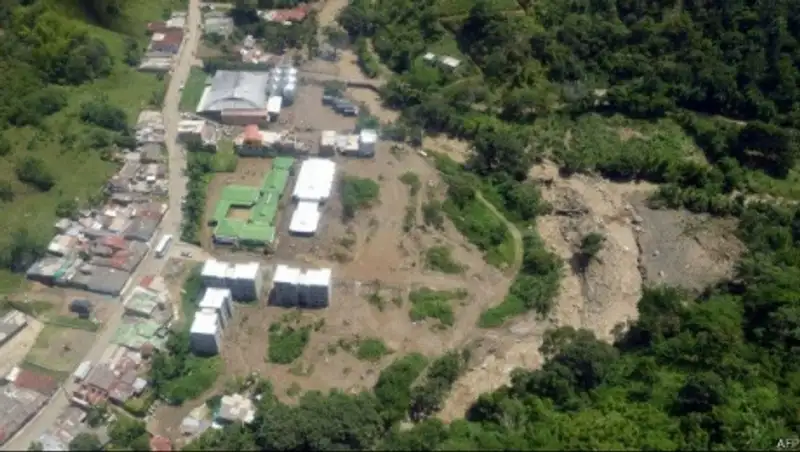 При сходе оползня в Колумбии погибли десятки человек