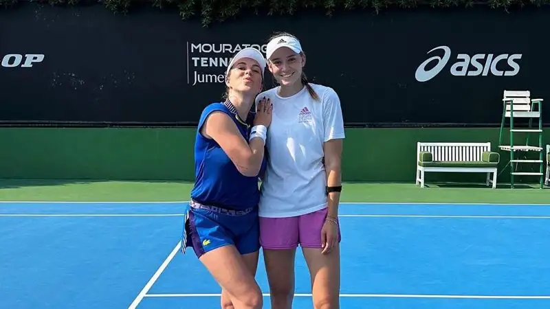 Рыбакина завоевала путевку в полуфинал парного турнира в Аделаиде