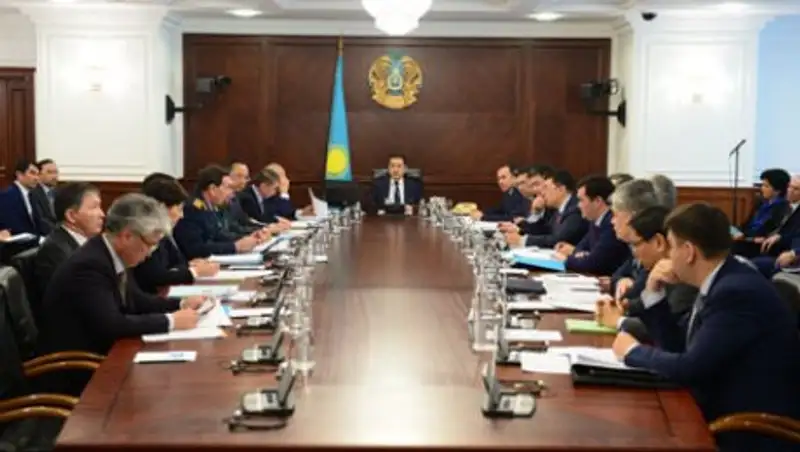 Сагинтаев отчитал акима Акмолинской области за паводки