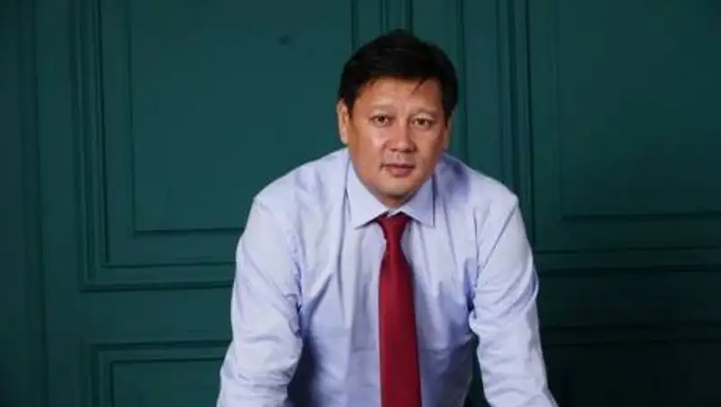 Секундомэр. В Бишкеке назначили нового и.о. мэра и сразу же уволили